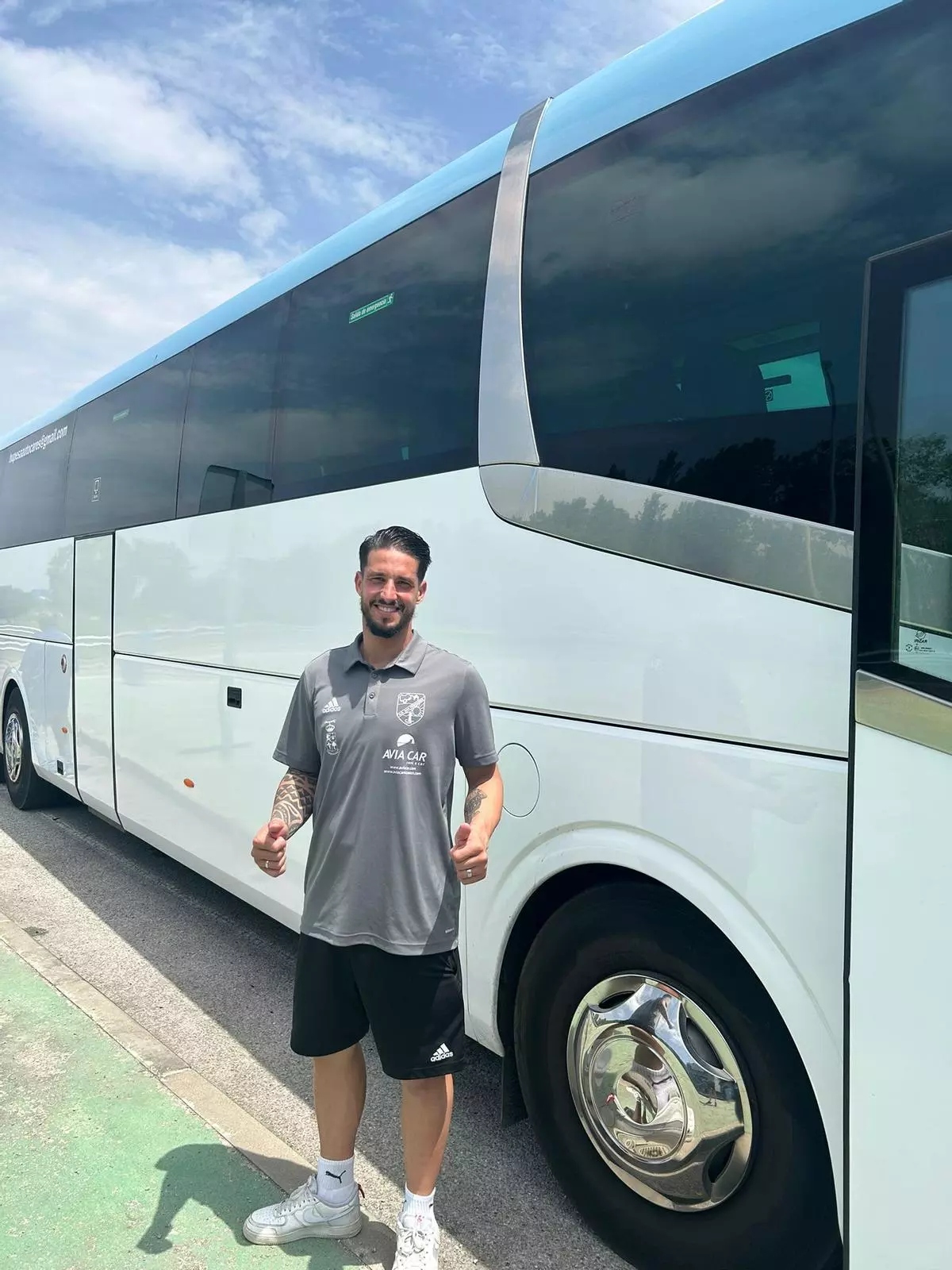 El infierno del futbolista David Ramírez en Girona: "Me escupieron y me gritaron 'muérete maricón de mierda'"