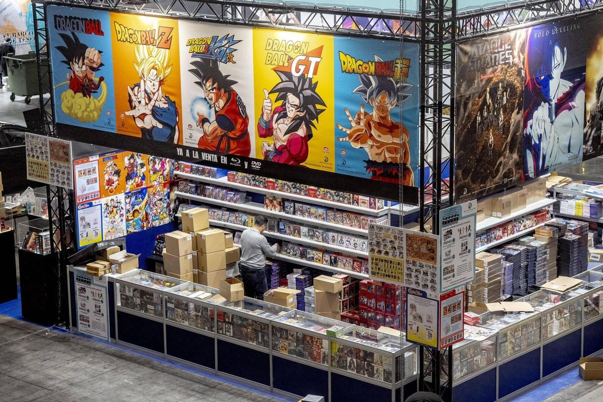 Barcelona 04/12/2025 Dragon Ball en los Preparativos en el salón del manga en la Fira de Gran Via Fotografía de Ferran Nadeu