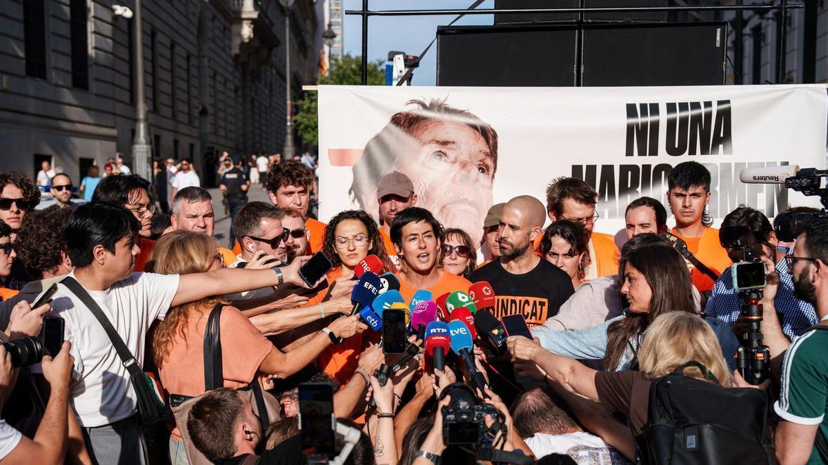 MANIFESTACIÓN VIVIENDA | Una multitudinaria marcha en protesta por el desahucio de Maricarmen recorre el centro de Madrid
