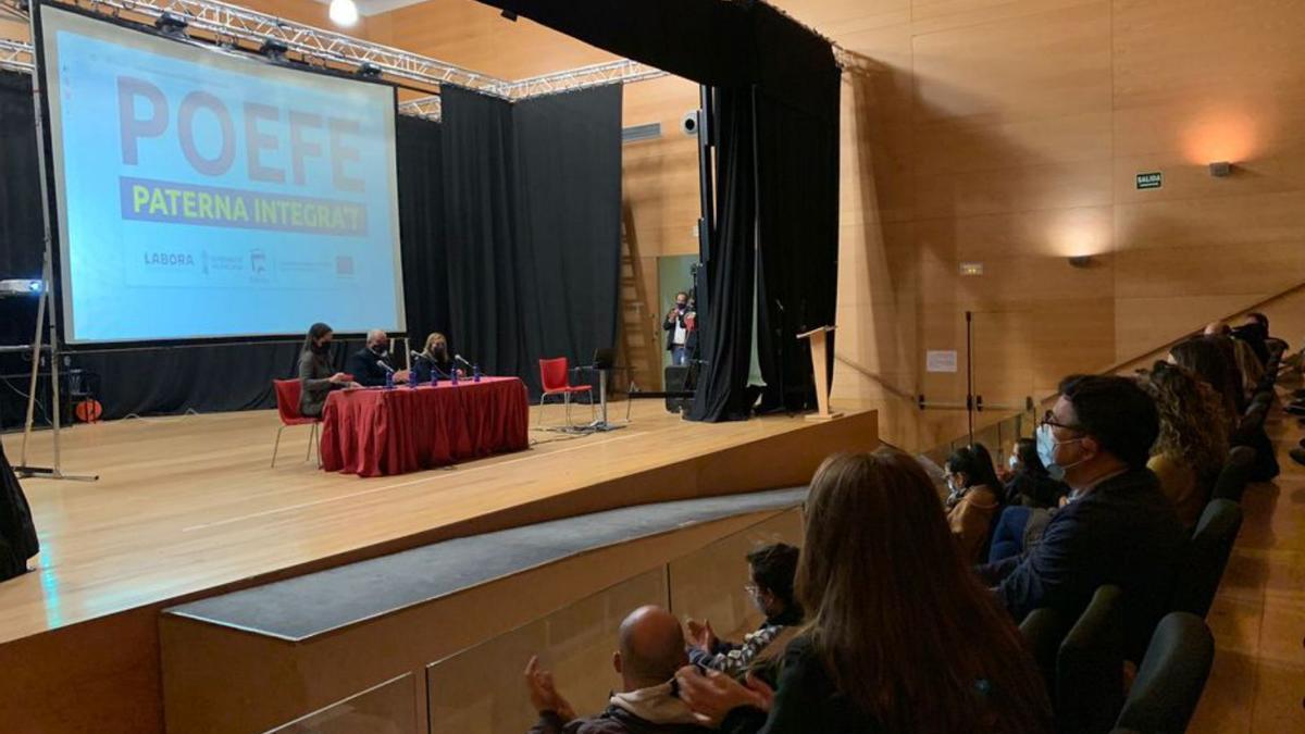 Paterna impulsa unas jornadas de motivación para el emprendimiento