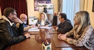 IU y PP refuerzan su alianza en Lena con un nuevo acuerdo presupuestario
