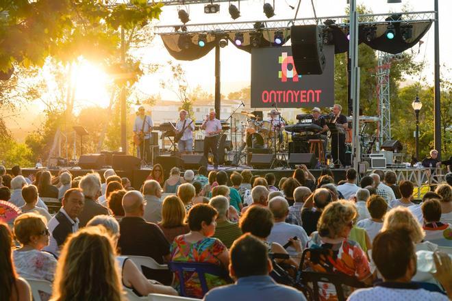 Todas las fotos de la "Nit gran" de Ontinyent