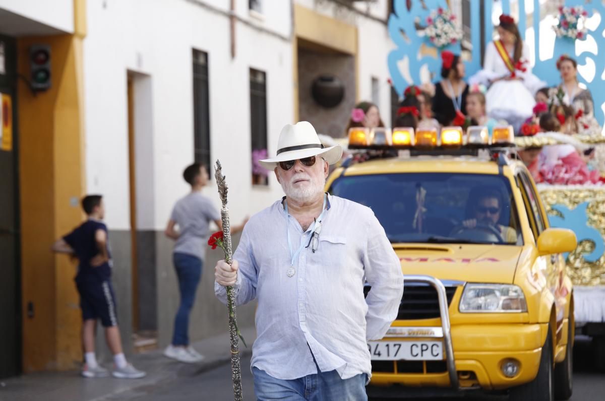 Gran ambiente y día soleado para la romería de Linares