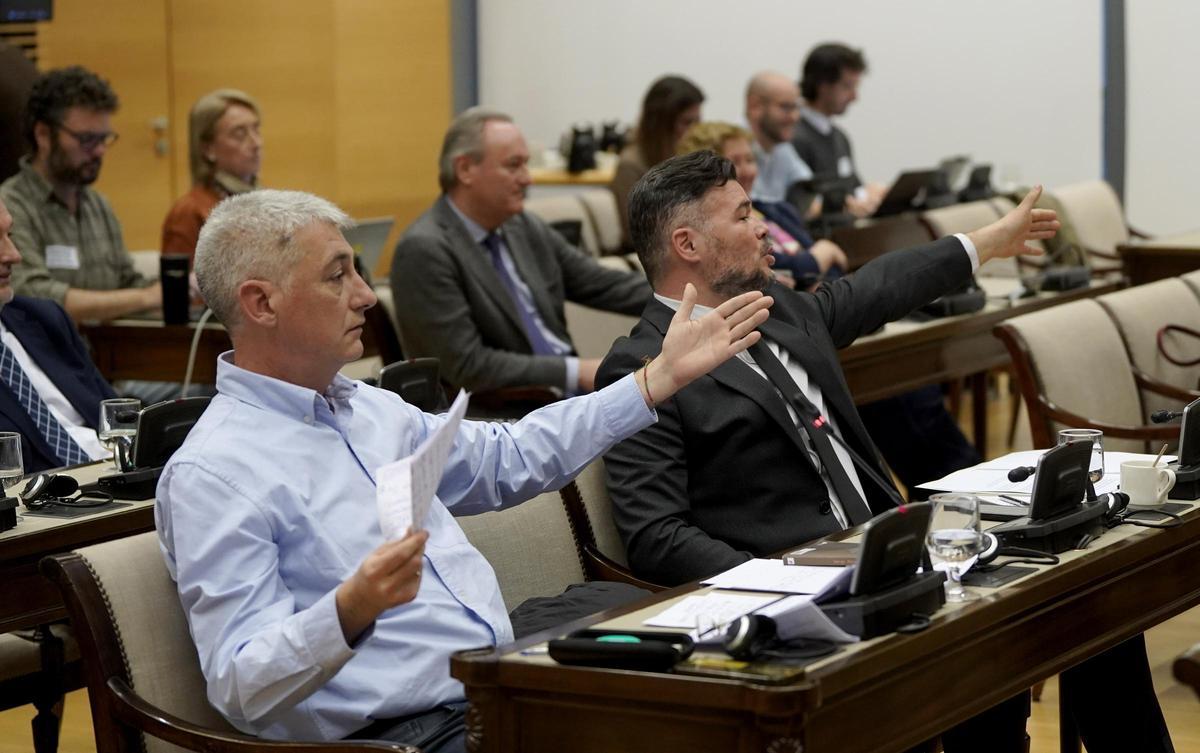 Óscar Matute y Gabriel Rufián. Alberto Núñez Feijóo, durante su comparecencia en la comisión de investigación de la Dana en Valencia