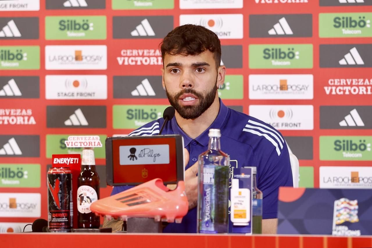 La selección española en Córdoba: la afición se vuelca con los jugadores