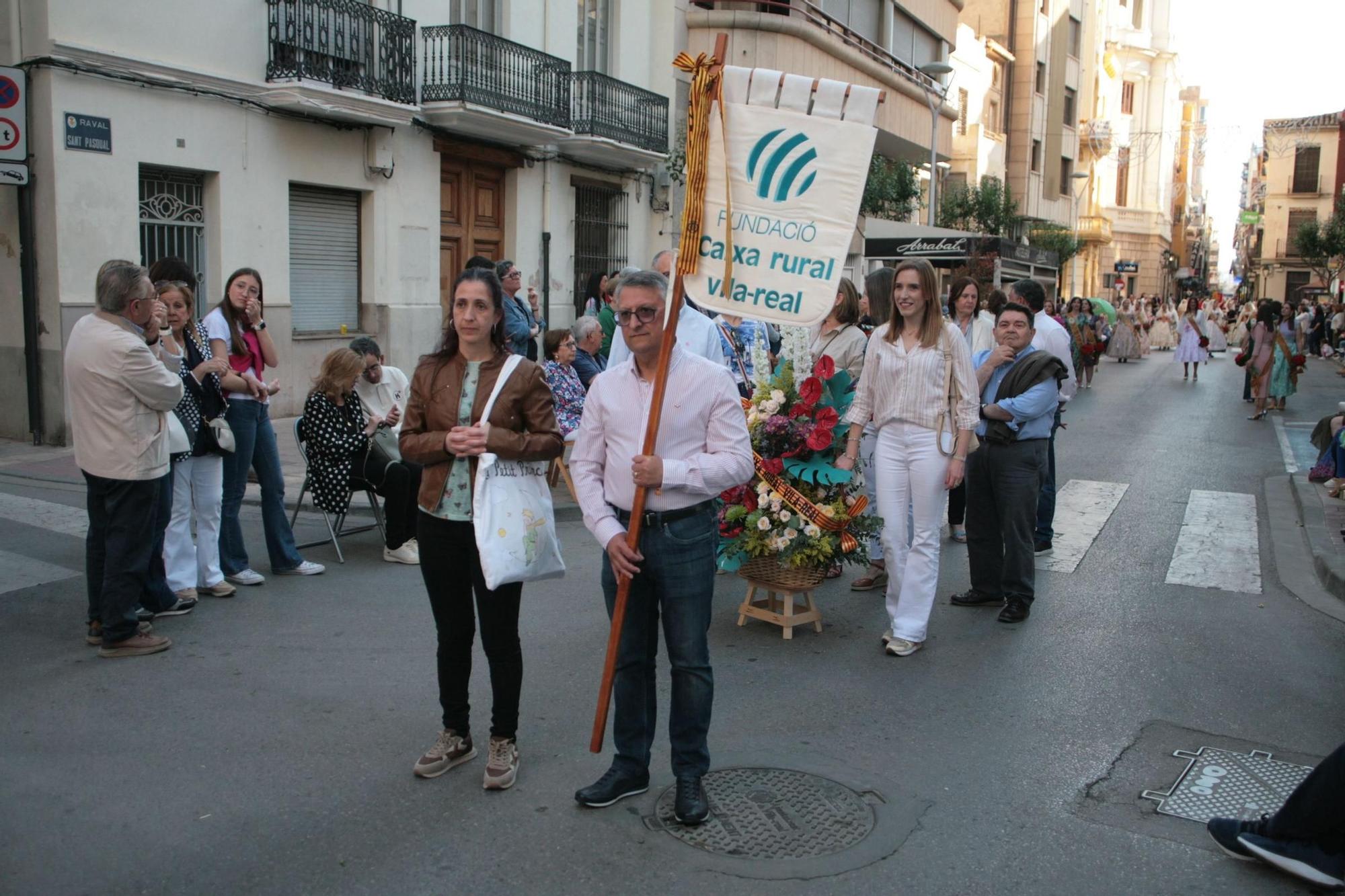 Galeria de fotos de l'ofrena de flors a Sant Pasqual en Vila-real