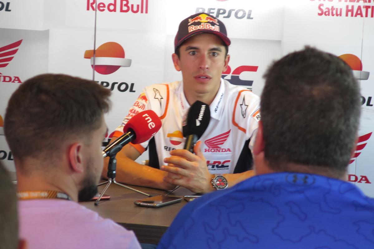 Márquez: «Em sap greu per Fabio, que s’està jugant el títol»