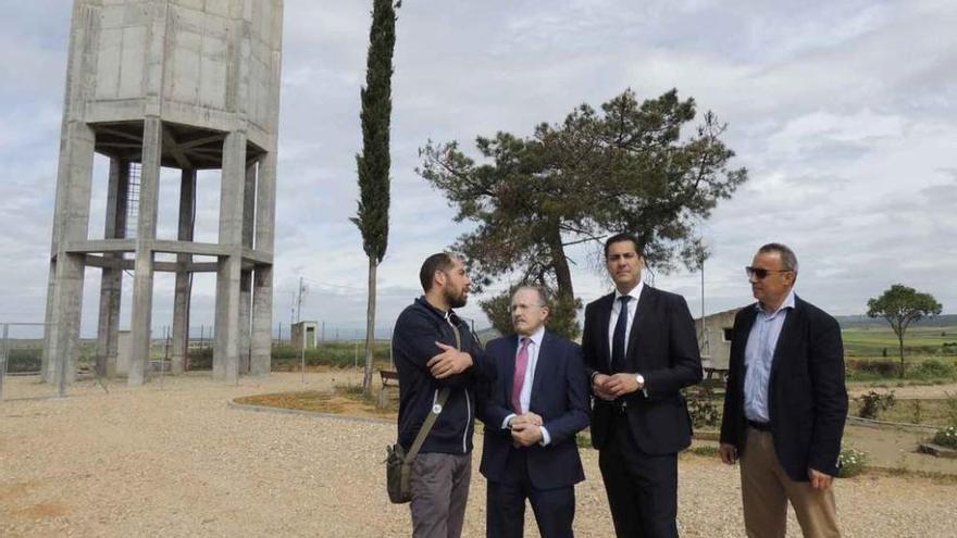 Antonio Marcos Cidón, Luis Alberto Solís, Alberto Castro y Casto López .