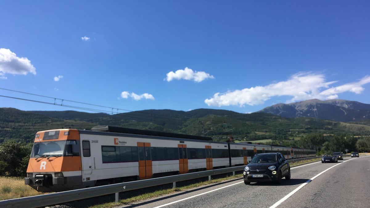 Un conviu de l'R3 arribant a la Cerdanya