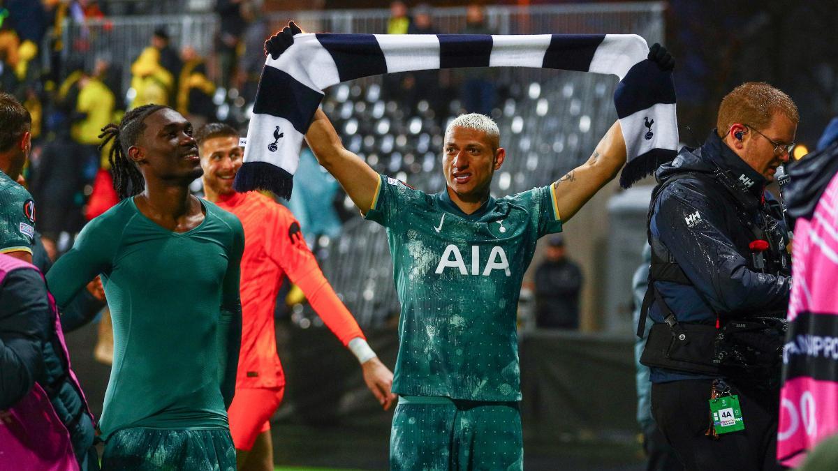 Richarlison celebra el pase a la final del Tottenham