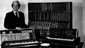 Google rendeix homenatge a Robert Moog amb la recreació del sintetitzador.