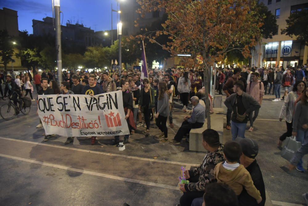 5.000 persones es manifesten a Manresa per protestar contra la repressió policial