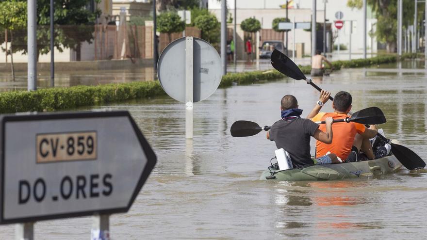 Inundaciones en Dolores tras el devastador episodio de la DANA de septiembre de 2019, que afectó a toda la Vega Baja. | ÁLEX DOMÍNGUEZ