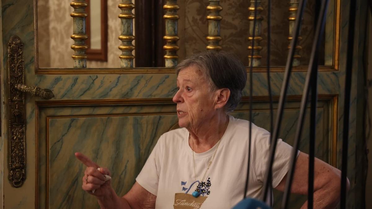 Pepa Moreno, usuaria del centro de día de plaza América, en el pleno: “Era alegre y ahora no puedo hacer nada. ¿Cuándo va a reabrir?”