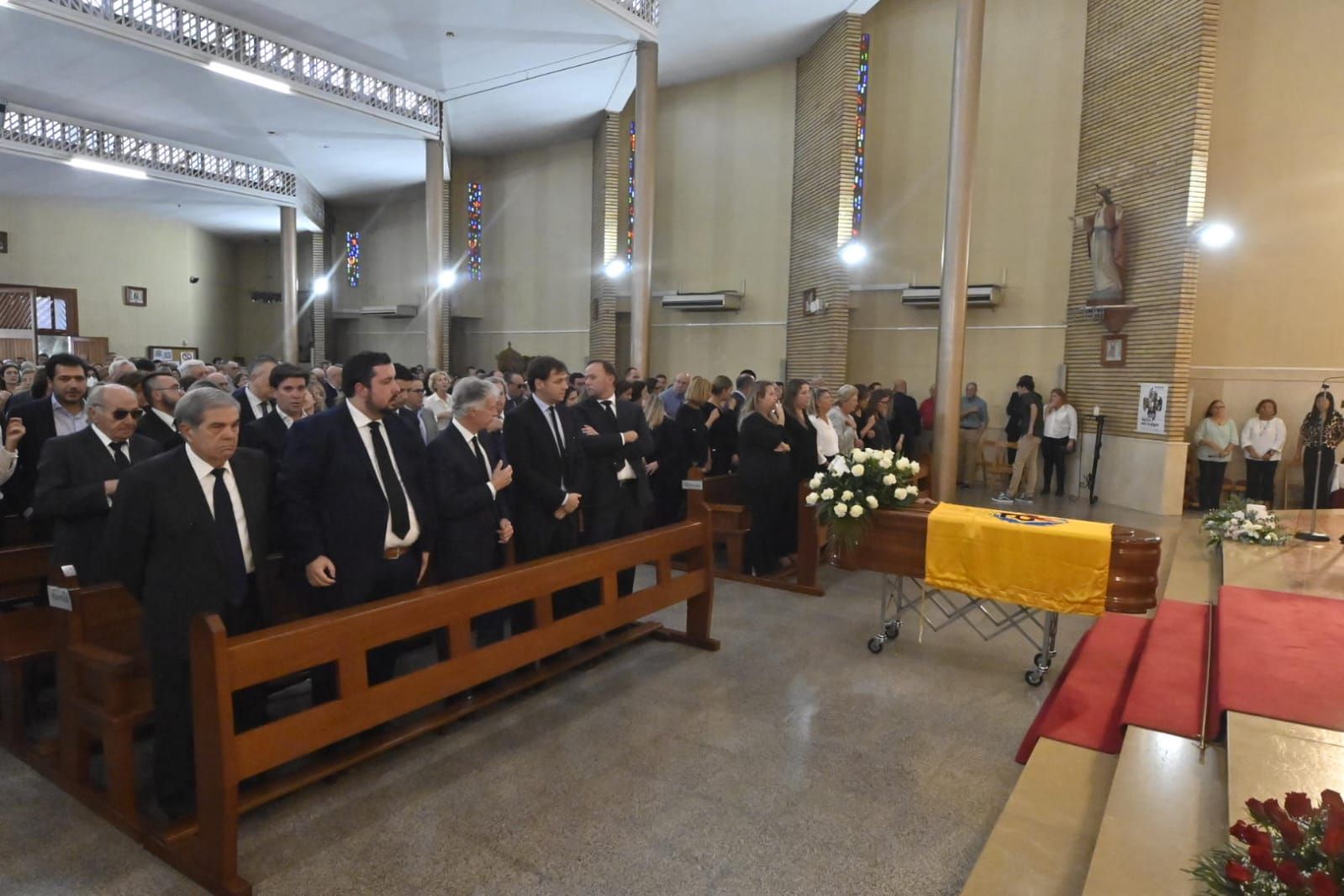 Imagen del interior de la Parroquia de Santa Marta de Puçol.