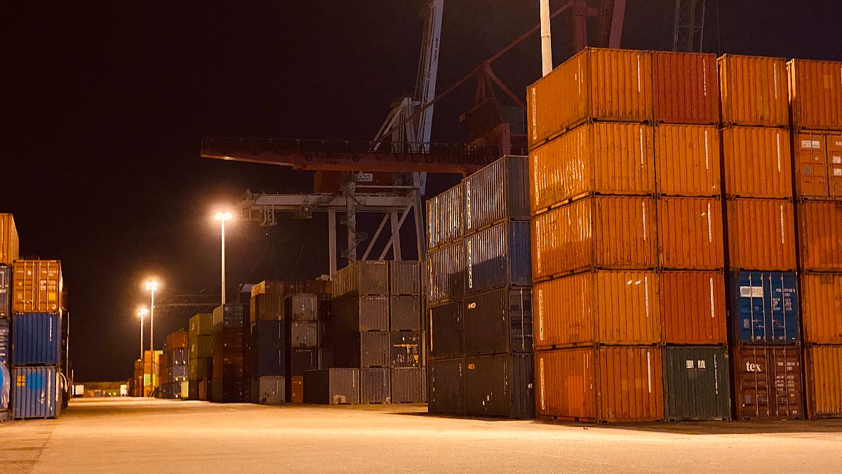 Contenedores en el Puerto de Barcelona.