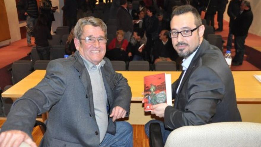 Pascual Salmerón presenta libro en Cieza