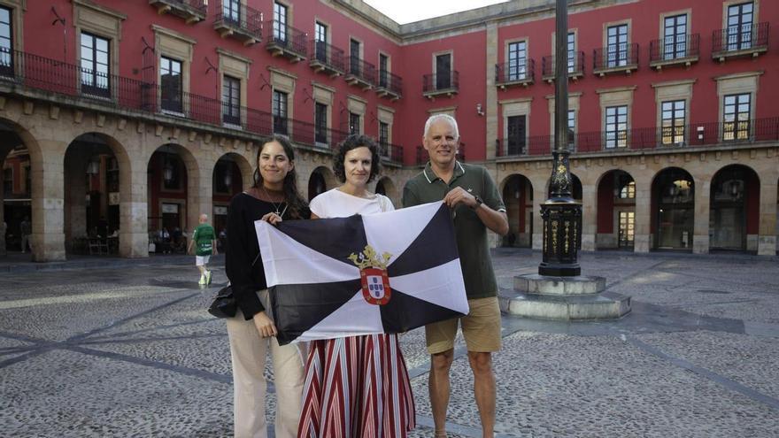Cristina Reguero, es de Ceuta y vive en Gijón: "Estábamos acostumbrados a la inmigración, pero esto ha sido una invasión en toda regla"