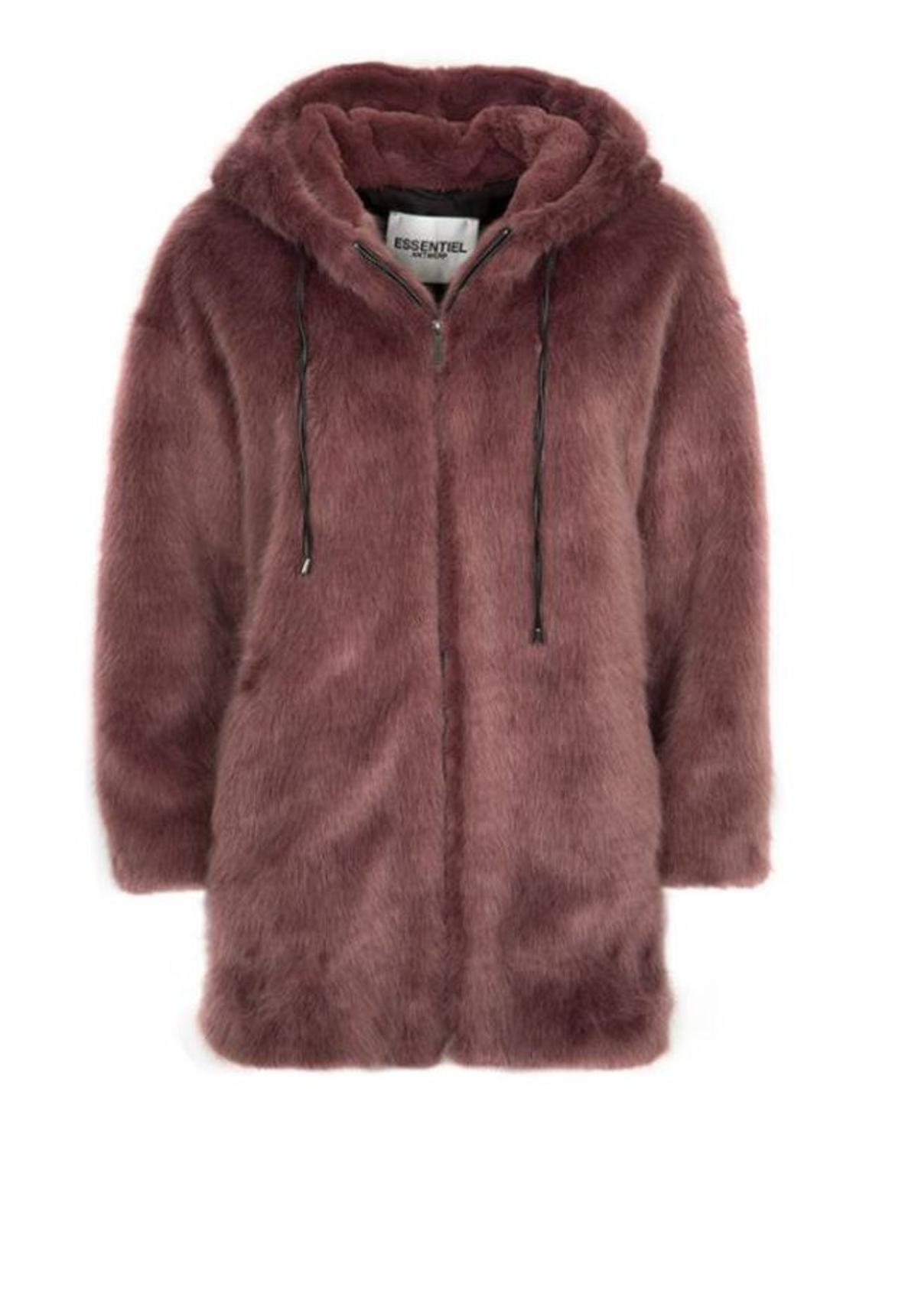 Abrigo peluche con capucha