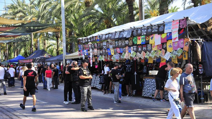 Plantándole cara al bullying en Elche sobre dos ruedas