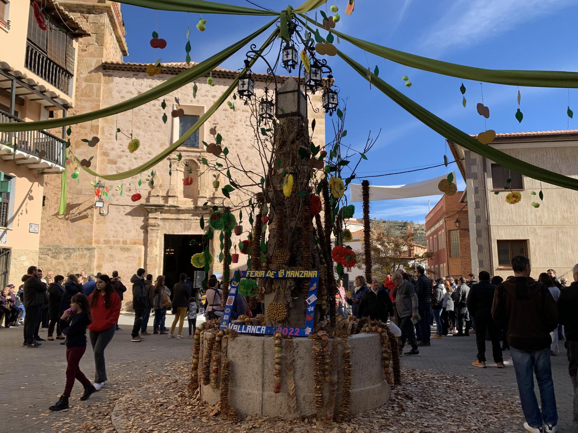 Fiesta de la Manzana Esperiega en Vallanca, en el Rincón de Ademuz