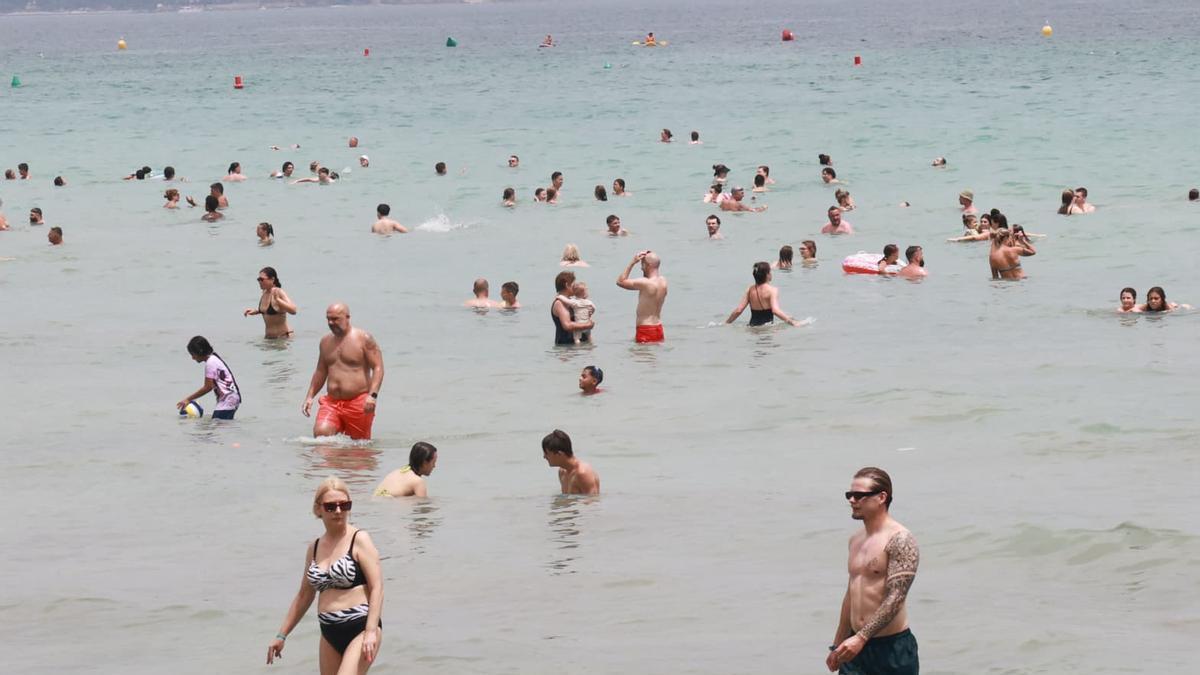 La ola de calor se desata en Alicante: reventón térmico en Elda y Petrer y tormenta en Banyeres