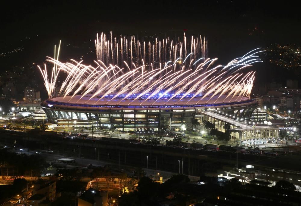 La ceremonia de inauguración de las Olimpiadas recreó el Brasil indígena, las diferentes culturas y las grandes urbes.