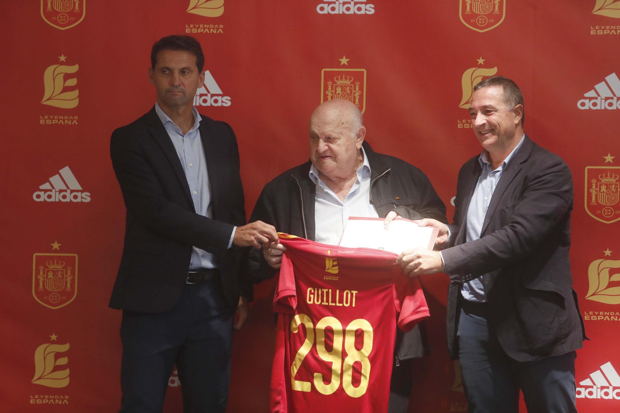 El corazón de La Roja se reúne en València