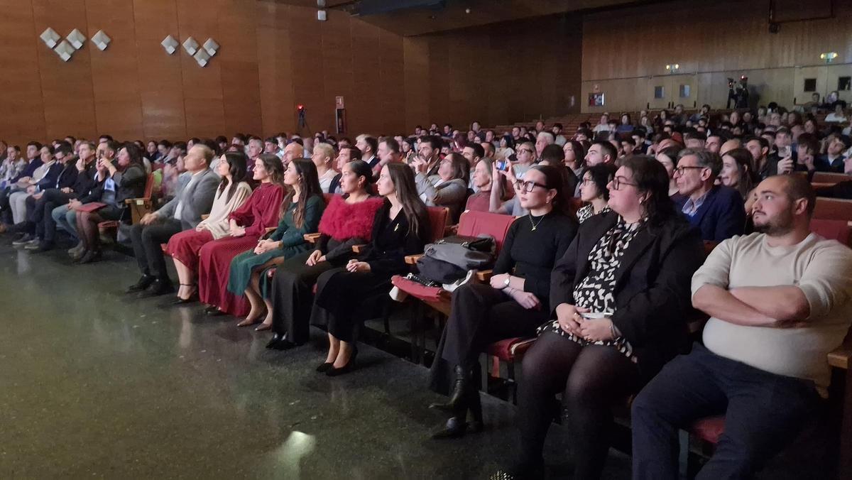 Foto del público presente en el Auditori Municipal.