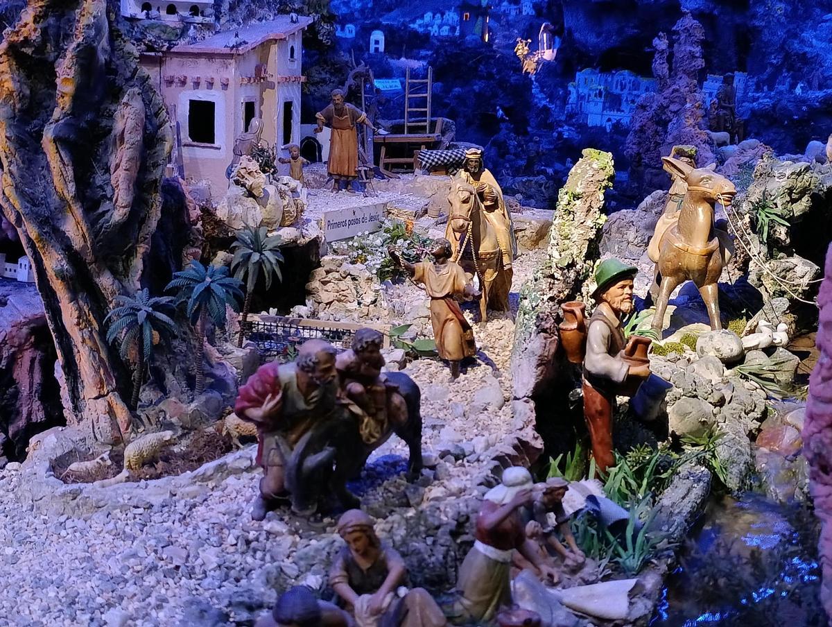 El Belén de Pola de Siero que deslumbra en Navidad