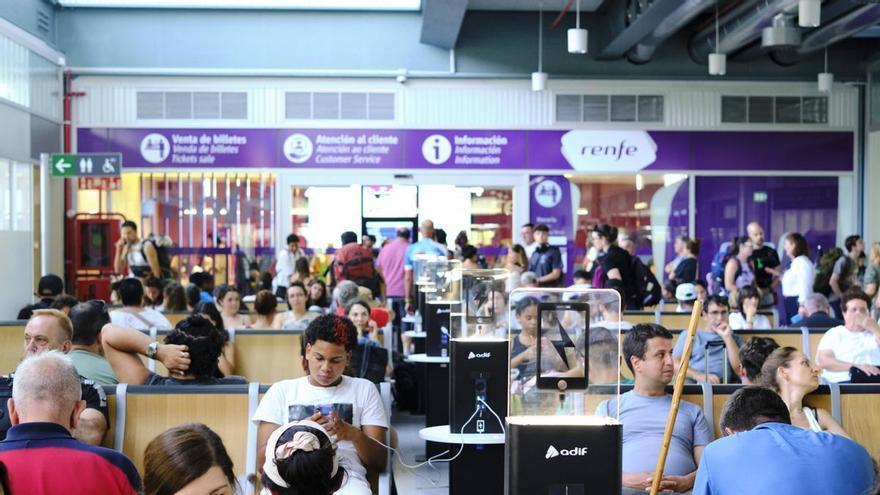 O Son do Camiño dispara un 31% los viajeros en tren a Santiago