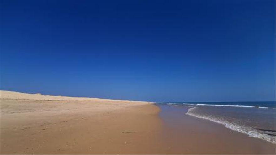 Illa de Faro, un arenal cuyo final no abarca la vista.