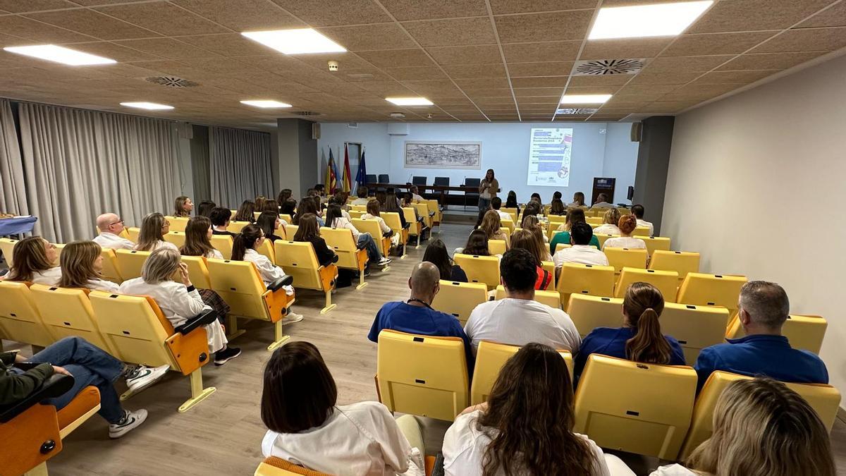 Acto de bienvenida a los residentes en el hospital Lluís Alcanyís de Xàtiva.