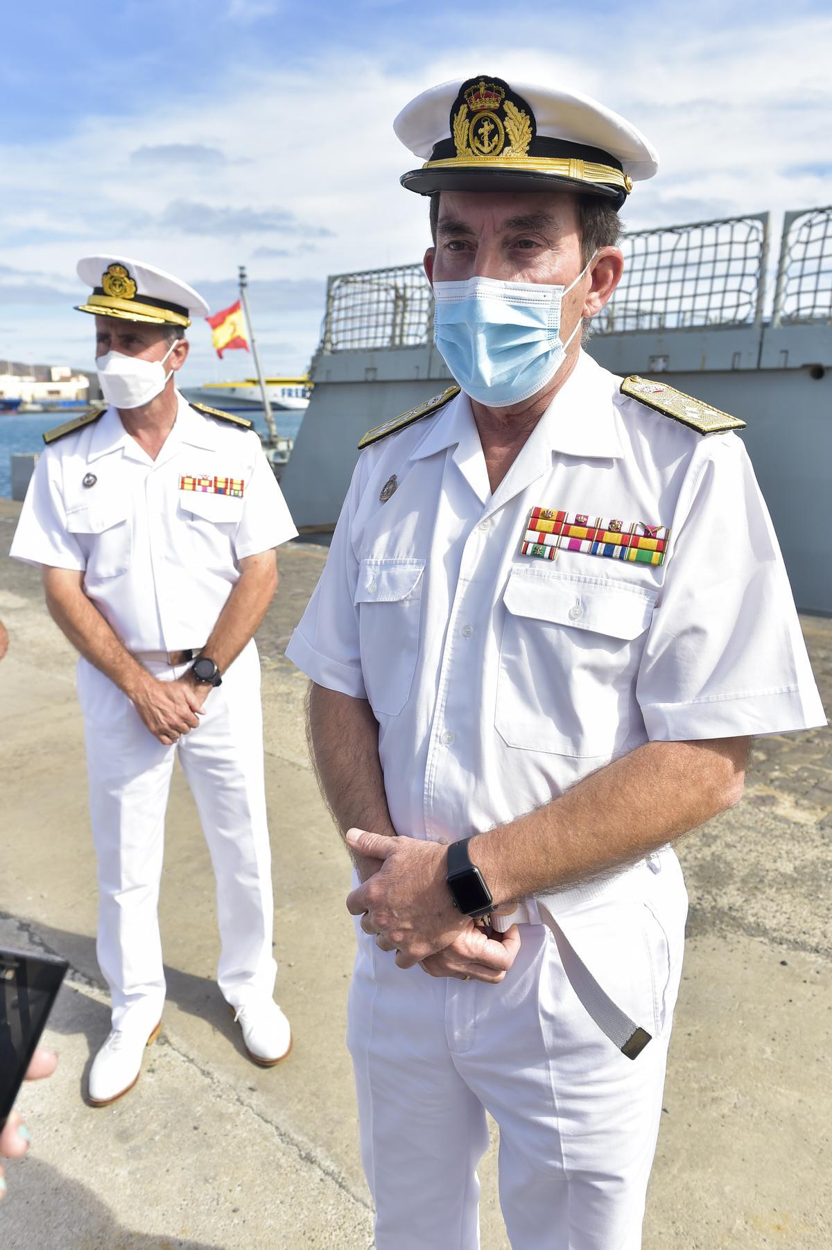 Visita del Almirante de la Flota, Antonio Martorel Lacave, a las unidades de la Flota en Canarias