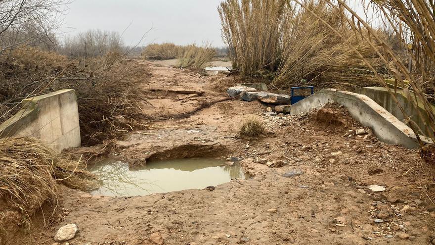La ribera del Ebro teme perder el año agrícola por las afecciones de la riada a los sistemas de riego