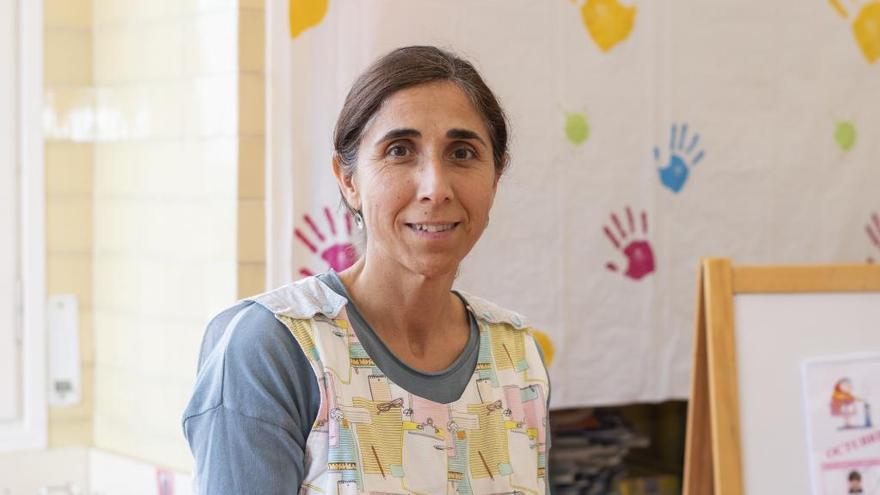 Maria Ginabreda, en una aula de l&#039;Escola Terraprims.