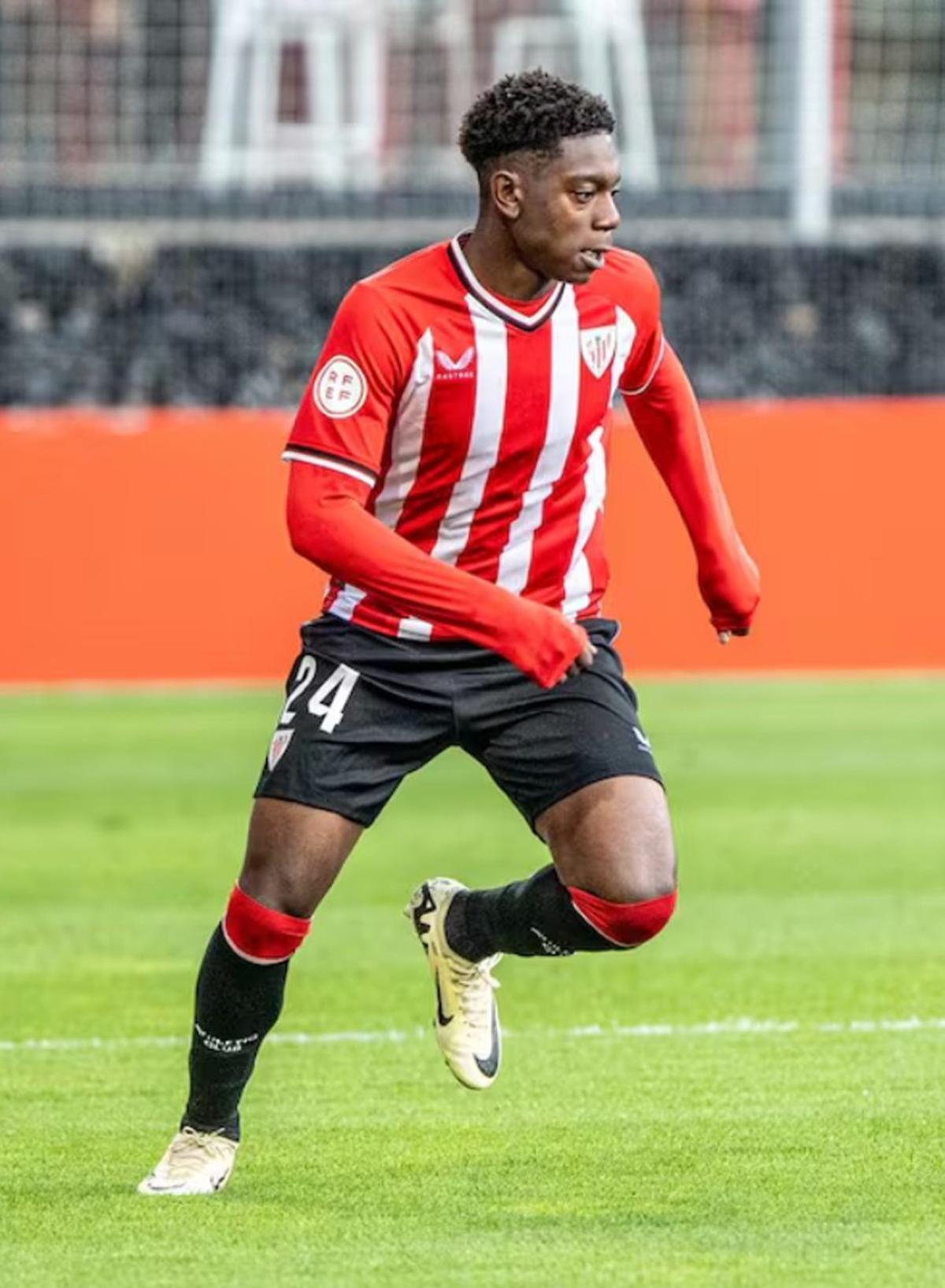 Igor Oyono, con los colores del Athletic. |