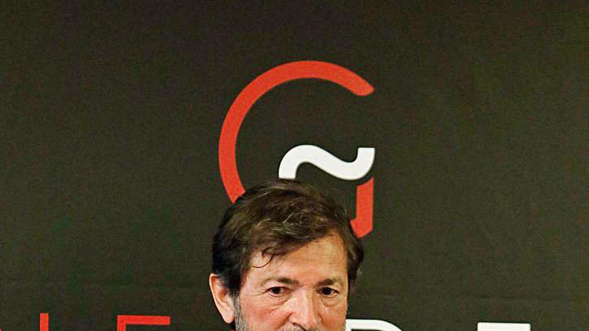 Javier Fernández, durante su discurso en el homenaje.