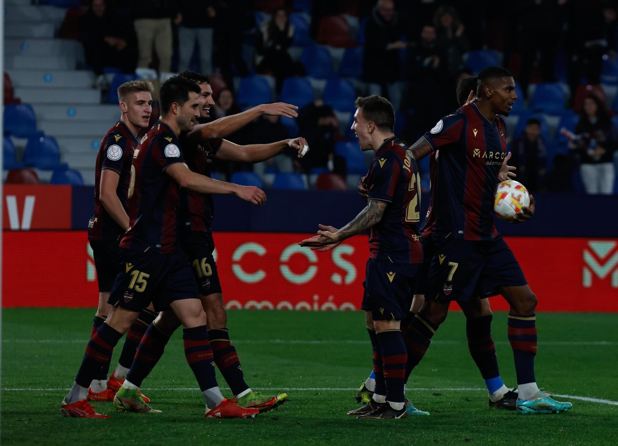 Las mejores imágenes del Levante UD- Getafe de Copa del Rey