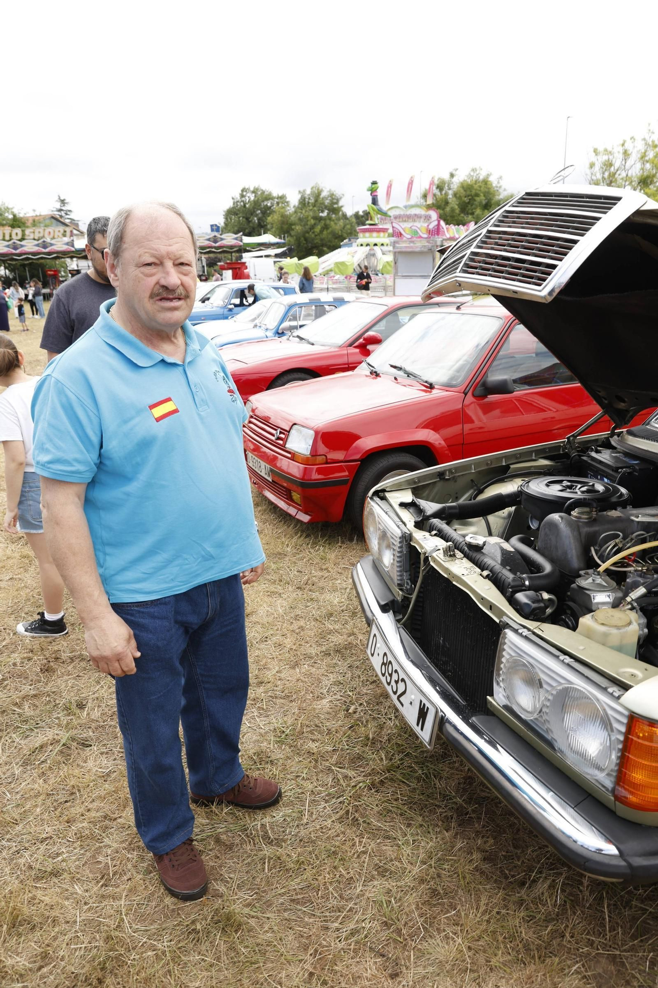 La exposición de coches clásicos en Cabueñes, en imágenes
