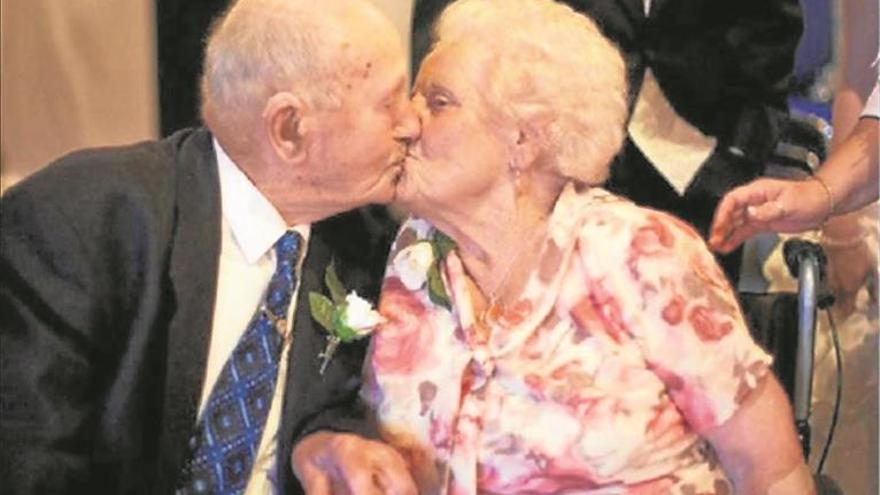 Fallecen el mismo día tras 77 años de matrimonio