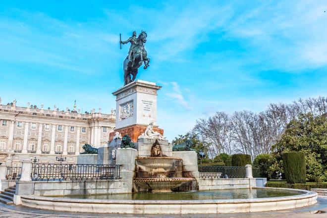 Plaza de Oriente, Madrid