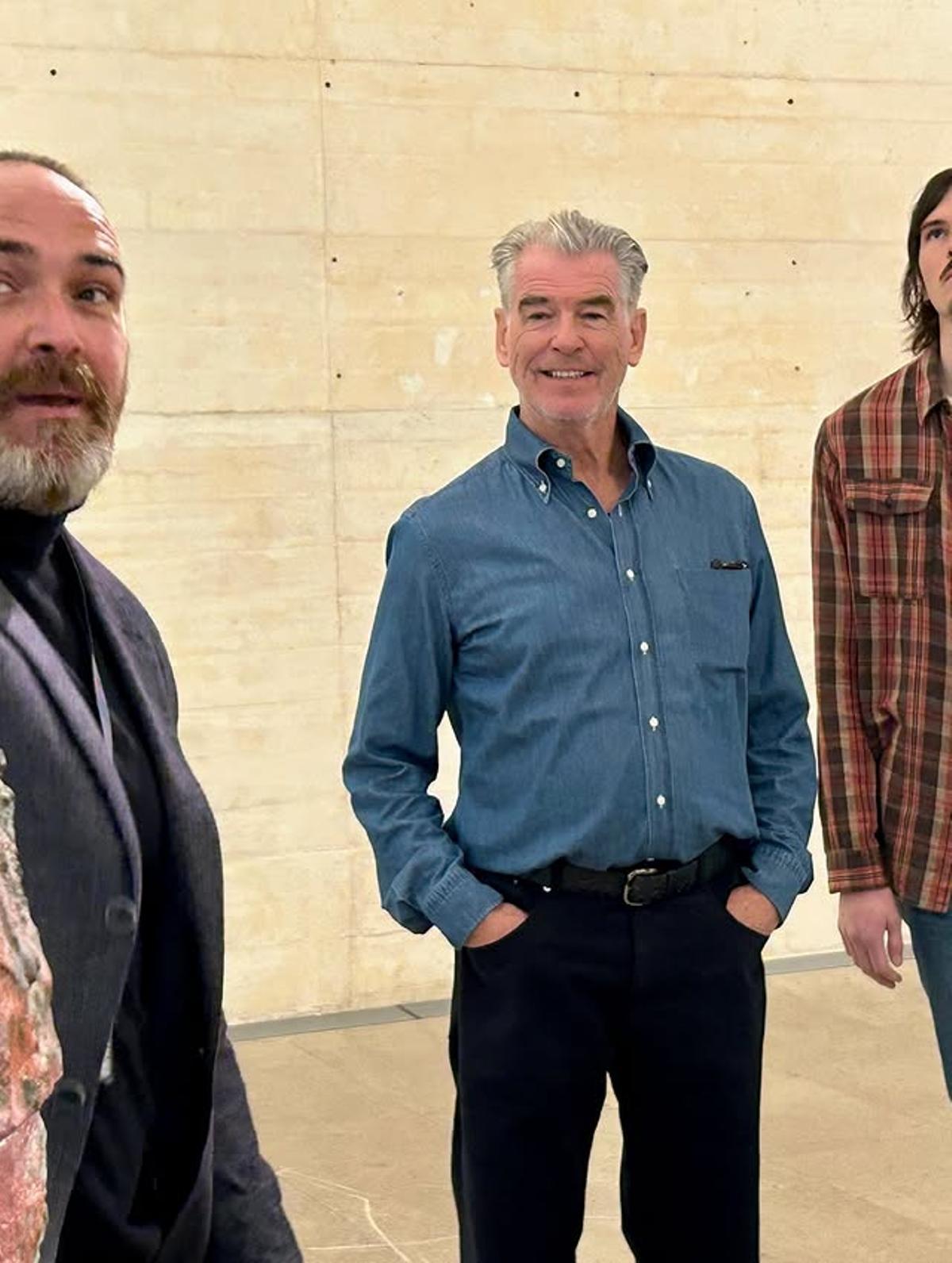 Pierce Brosnan y Helen Mirren visitan la Catedral de Mallorca y la Fundació Miró