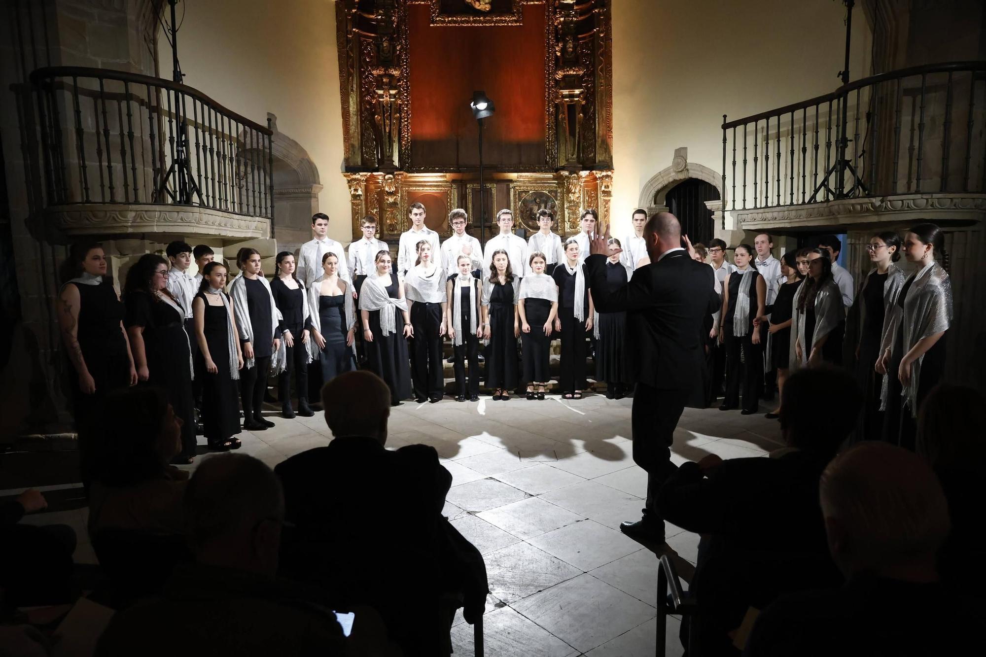 EN IMÁGENES: así fue el concierto del León de Oro