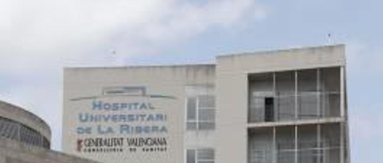 El hospital de Alzira, donde sucedieron los hechos.