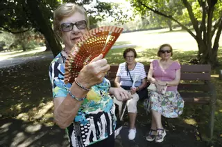 En imágenes: Así se vivió la jornada de calor en el Ferrera de Avilés