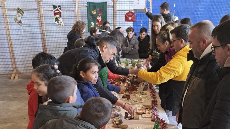Muros recibe a Papá Noel e despide o ano por todo o alto | CEDIDA