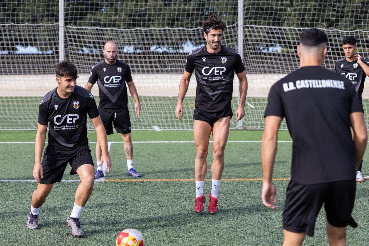 Un entrenamiento del Castellonense en una imagen de archivo.