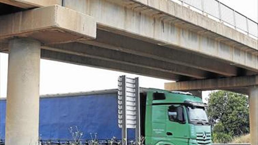 Almassora reparará los puentes de la AP-7 para ganar seguridad vial