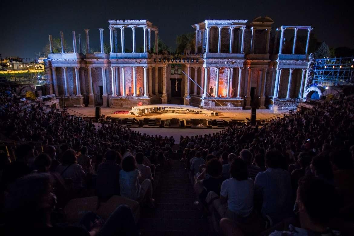 Los reyes asisten al Festival de Teatro Clásico de Mérida